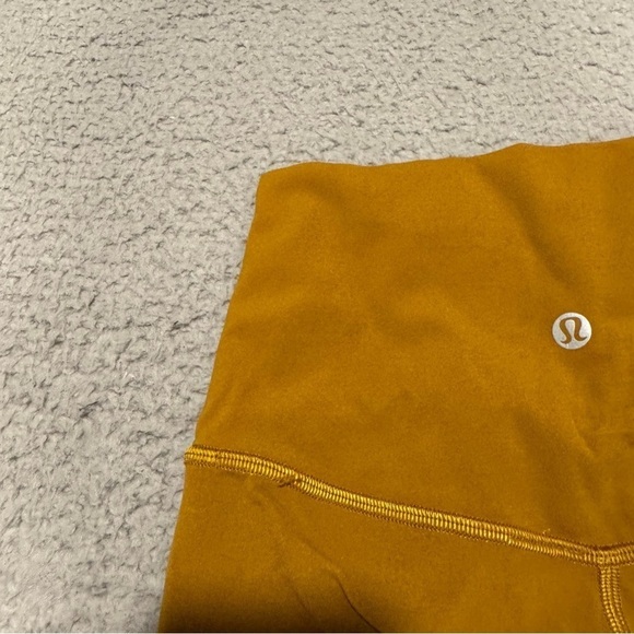 Lululemon Align Short 8" Color Gold Spice Size 2 - Picture 4 of 8